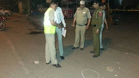 ದೆಹಲಿ: ಪ್ರೀತ್ ವಿಹಾರ್ ಹತ್ತಿರ ಮಾಲ್ ಬಳಿ ವ್ಯಕ್ತಿಯನ್ನು ಗುಂಡಿಕ್ಕಿ ಹತ್ಯೆ