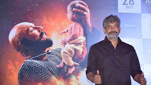 'ಬಾಹುಬಲಿ' ಪುಸ್ತಕಗಳನ್ನು ಟಿವಿ ಧಾರಾವಾಹಿಗೆ ಅಳವಡಿಸಿಕೊಳ್ಳುವತ್ತ ರಾಜಮೌಳಿ ಚಿತ್ತ