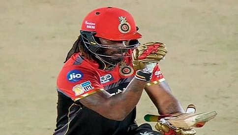 ಕ್ರಿಸ್ ಗೇಯ್ಲ್ ರ ಹೊಸ ಸ್ಟೈಲ್, ಗಂಗ್ನಮ್ ಸ್ಟೈಲ್ ಹೋಯ್ತು ಸಾಲ್ಟ್ ಬೇ ಬಂತು!