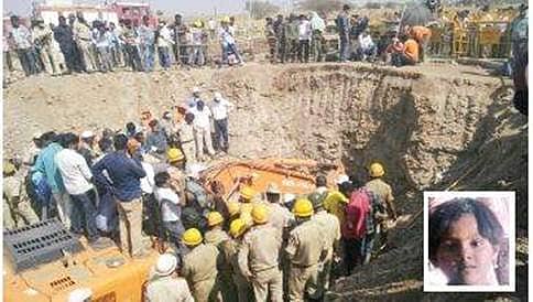ಕಾವೇರಿಗೆ ಕಣ್ಣೀರ ತರ್ಪಣ: ಮುಗಿಲು ಮುಟ್ಟಿದ ಕುಟುಂಬಸ್ಥರ ಆಕ್ರಂದನ