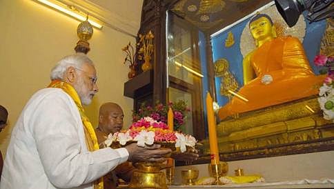 ಬುದ್ಧ ಪೂರ್ಣಿಮೆ: ದೇಶದ ಜನತೆಗೆ ರಾಷ್ಟ್ರಪತಿ ಪ್ರಣಬ್, ಪ್ರಧಾನಿ ಮೋದಿ ಶುಭಾಶಯ