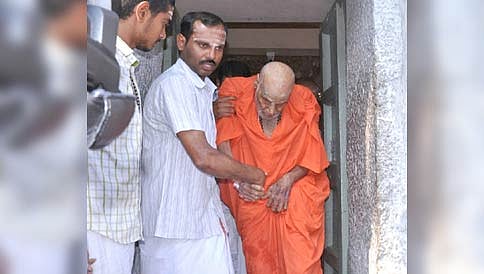 ಡಾ. ಶ್ರೀ ಶಿವಕುಮಾರ ಸ್ವಾಮೀಜಿ ಬಿಜಿಎಸ್ ಆಸ್ಪತ್ರೆಗೆ ದಾಖಲು; ವೈದ್ಯರಿಂದ ಸಾಮಾನ್ಯ ಪರೀಕ್ಷೆ