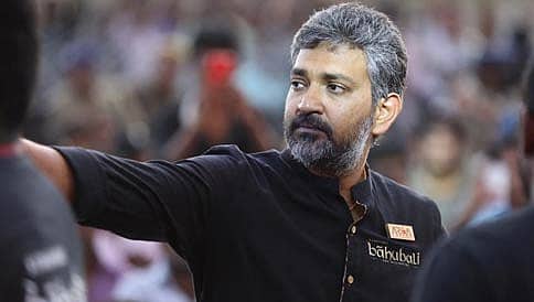 ಕನ್ನಡದಲ್ಲೂ ಡಬ್ಬಿಂಗ್‌ ಬೇಕು: ಬಾಹುಬಲಿ ನಿರ್ದೇಶಕ ಎಸ್ ಎಸ್ ರಾಜಮೌಳಿ
