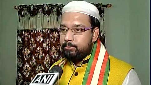 "ಕುಲಭೂಷಣ್ ಜಾದವ್ ಶೂ ತೆಗೆದು ಪಾಕ್ ಪ್ರಧಾನಿ ಮೇಲೆ ಎಸೆದವರಿಗೆ 20 ಲಕ್ಷ ಬಹುಮಾನ"!