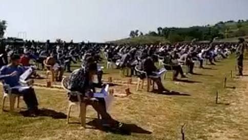 ಕಾಶ್ಮೀರ: ಹಿಂಸಾಚಾರದ ನಡುವೆಯೂ ಸೇನಾ ಪರೀಕ್ಷೆಗೆ ಹಾಜರಾದ 1292 ಯುವಕರು