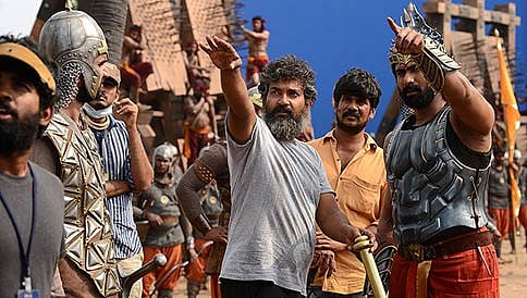 ಬಾಹುಬಲಿ-2 ಚಿತ್ರದ ನಿರ್ದೇಶಕ ರಾಜಮೌಳಿ ಸಂಭಾವನೆ ಎಷ್ಟು ಗೊತ್ತಾ?