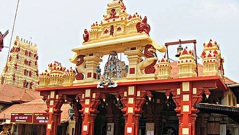 ಮೈಸೂರು: ಮುಜರಾಯಿ ದೇವಾಲಯಗಳ ಮುಂದೆ 'ಎಲ್ಲರಿಗೂ ಮುಕ್ತ ಪ್ರವೇಶ' ಫಲಕ ಕಡ್ಡಾಯ