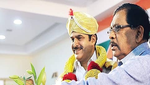 ಮೊದಲ ಸಭೆಯಲ್ಲಿ ಪದಾಧಿಕಾರಿಗಳ ಅಭಿಪ್ರಾಯ ಸಂಗ್ರಹಿಸಿದ ಕೈ ಉಸ್ತುವಾರಿ ವೇಣುಗೋಪಾಲ್