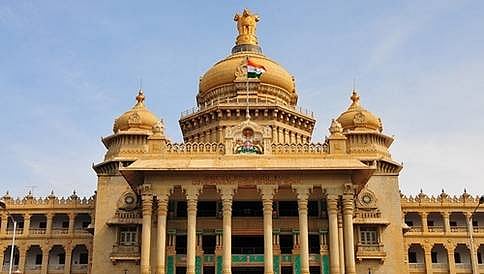 ವರ್ಗಾವಣೆಯಿಂದ ಬಚಾವ್ ಆಗಲು ಹೊಸ ಐಡಿಯಾ: ಸರ್ಕಾರಿ ನೌಕರರ ಸಂಘದಲ್ಲಿ ಹುದ್ದೆ !