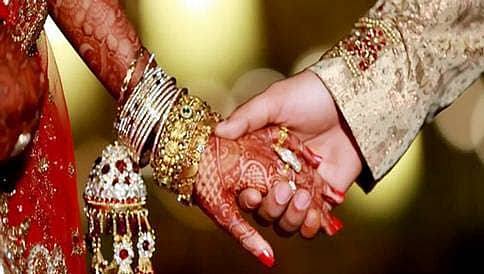 ಬೆಂಗಳೂರು: ಭಾವಿ ಪತ್ನಿಯನ್ನು ಬಲವಂತದಿಂದ ಗರ್ಭಿಣಿ ಮಾಡಿದ, ಈಗ ಮದುವೆ ಆಗಲ್ಲ ಎಂದ!