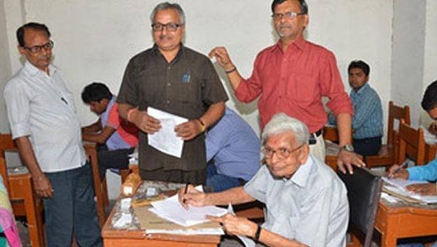ಪಾಟ್ನಾ: 97ರ ಇಳಿ ವಯಸ್ಸಿನಲ್ಲಿ ಎಂ.ಎ ಪರೀಕ್ಷೆ ಬರೆದ ವೃದ್ಧ ರಾಜ್ ಕುಮಾರ್ ವೈಶ್ಯ