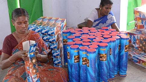 ಜಿಎಸ್ ಟಿ: ಉತ್ಪಾದನೆ ಸ್ಥಗಿತಗೊಳಿಸುವುದಾಗಿ ಶಿವಕಾಶಿ ಪಟಾಕಿ ಕಾರ್ಖಾನೆಗಳ ಎಚ್ಚರಿಕೆ!