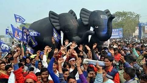 ಮೋದಿ, ಆದಿತ್ಯನಾಥ್ ಆಕ್ಷೇಪಾರ್ಹ ಫೋಟೋ ಪೋಸ್ಟ್ ಮಾಡಿದ ಬಿಎಸ್ಪಿ ನಾಯಕನ ಬಂಧನ