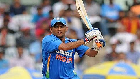 ಏಕದಿನದಲ್ಲಿ 200 ಸಿಕ್ಸರ್ ಸಿಡಿಸಿದ ಏಕೈಕ ಭಾರತೀಯ ಎಂಎಸ್ ಧೋನಿ