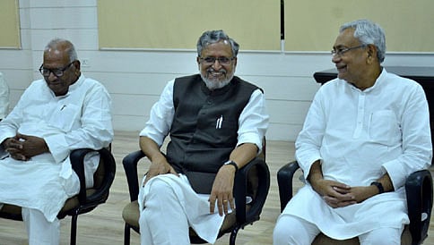 ಸಿಎಂ ಸ್ಥಾನಕ್ಕೆ ರಾಜಿನಾಮೆ ನೀಡಿದ್ದ ನಿತೀಶ್ ನಾಳೆ ಸಿಎಂ ಆಗಿ ಪ್ರಮಾಣ ವಚನ!