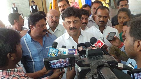 ಯಾವ ಶಾಸಕರ ಮೇಲೂ ಒತ್ತಡ ಹೇರಿಲ್ಲ: ಸಚಿವ ಡಿ.ಕೆ. ಶಿವಕುಮಾರ್ ಸ್ಪಷ್ಟನೆ