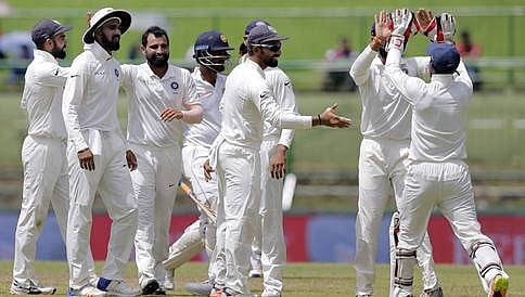 3ನೇ ಟೆಸ್ಟ್: ಲಂಕಾ 135ಕ್ಕೆ ಆಲೌಟ್, ಫಾಲೋಆನ್ ಗೆ ಗುರಿ ಮಾಡಿದ ಟೀಂ ಇಂಡಿಯಾ