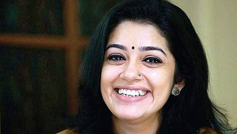 9 ವರ್ಷಗಳ ನಂತರ 'ಮುಫ್ತಿ' ಮೂಲಕ ಛಾಯಾಸಿಂಗ್ ಕನ್ನಡಕ್ಕೆ ಮರು ಎಂಟ್ರಿ