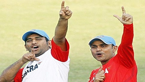 'ಎಂಎಸ್ ಧೋನಿ ನನ್ನನ್ನು ಕೈಬಿಟ್ಟರು...': ಏಕದಿನ ಕ್ರಿಕೆಟ್‌ಗೆ ಬೇಗ ನಿವೃತ್ತಿ ಘೋಷಿಸುವ ನಿರ್ಧಾರದ ಬಗ್ಗೆ ವೀರೇಂದ್ರ ಸೆಹ್ವಾಗ್