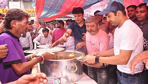 'ಕಮ್ಯೂನಿಟಿ ಕಿಚನ್' ಕ್ಯಾಂಟಿನ್ ತೆರೆದ ಗೌತಮ್ ಗಂಭೀರ್, ಇಲ್ಲಿ ಎಲ್ಲವೂ ಉಚಿತ!