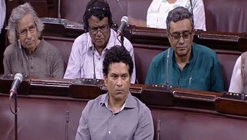 ಅಪರೂಪಕ್ಕೆ ರಾಜ್ಯಸಭಾ ಕಲಾಪಕ್ಕೆ ಹಾಜರಾದ ಸಚಿನ್: ಟ್ವೀಟಿಗರಿಂದ ಟ್ರೋಲ್