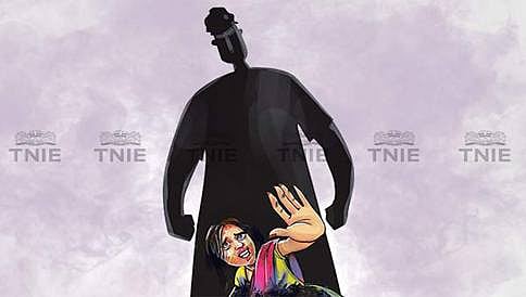ಕೆಲಸ ಬಿಡಲು ನಿರಾಕರಿಸಿದ ಪತ್ನಿಯ ತಲೆ ಕಡಿದ ಪಾಪಿ ಪತಿ