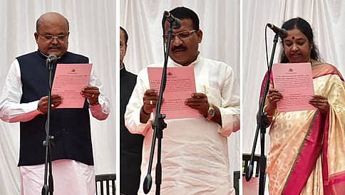 ಸಿದ್ದು ಸಂಪುಟದ ನೂತನ ಸಚಿವರಾಗಿ ರೇವಣ್ಣ, ತಿಮ್ಮಾಪುರ, ಗೀತಾ ಪ್ರಮಾಣ