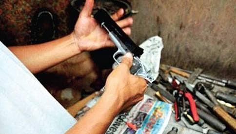 ಇತಿಹಾಸದಲ್ಲೇ ಅತೀ ದೊಡ್ಡ ಅಕ್ರಮ ಶಸ್ತ್ರಾಸ್ತ್ರ ಜಾಲ ಪತ್ತೆ; ತರಕಾರಿಯಂತೆ ಶಸ್ತ್ರಾಸ್ತ್ರ ಮಾರಾಟ!