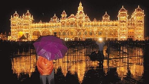 ಮೈಸೂರು: ದಸರಾ ಸಂಭ್ರಮಕ್ಕೆ ವ್ಯಾಪಕ ಮಳೆ ಅಡ್ಡಿ