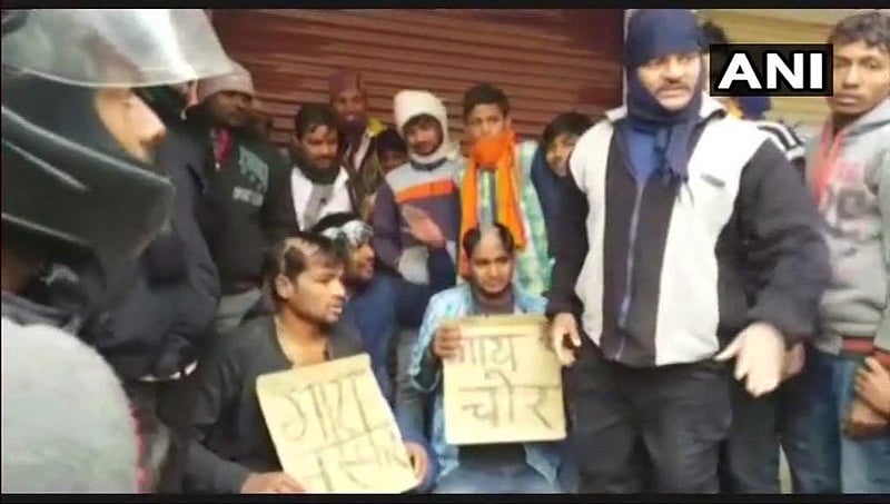ಉತ್ತರ ಪ್ರದೇಶ: ದನ ಕಳ್ಳತನ ಮಾಡುತ್ತಿದ್ದವರನ್ನು ಥಳಿಸಿ ತಲೆಬೋಳಿಸಿದ ಗೋ ರಕ್ಷಕರು!