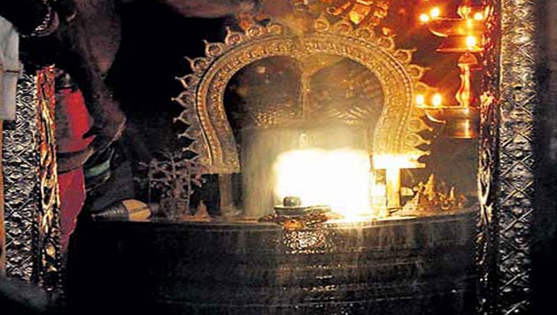 ಗವಿ ಗಂಗಾಧರೇಶ್ವರನ ಪಾದ ಸ್ಪರ್ಶಿಸಿದ ಸೂರ್ಯದೇವ!
