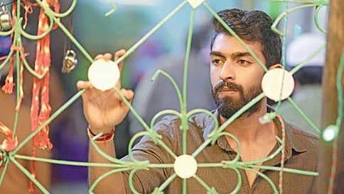 ಅಕ್ಕಿಪೇಟೆ ದರ್ಗಾದಲ್ಲಿ ಅನಂತು/ನುಸ್ರತ್ ಹಾಡಿನ ಚಿತ್ರೀಕರಣ