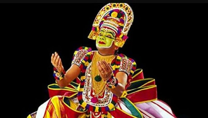 ಕೇರಳ: ನೃತ್ಯ ಮಾಡುತ್ತಲೇ ಕುಸಿದು ಪ್ರಾಣಬಿಟ್ಟ ಓಟ್ಟಮ್ತುಳ್ಳಲ್ ಕಲಾವಿದ ಕಲಾಮಂಡಲಂ ಗೀಥನಂದನ್