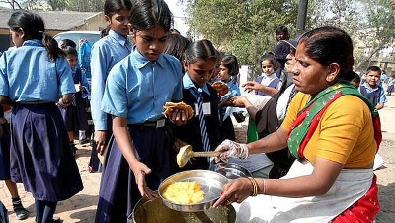 ಮತ್ತಷ್ಟು ಪೌಷ್ಟಿಕಾಂಶದೊಂದಿಗೆ ಬರಲಿದೆ ಬಿಸಿಯೂಟ: ಸಿರಿಧಾನ್ಯ ಸೇರ್ಪಡೆಗೆ ಸರ್ಕಾರ ಚಿಂತನೆ