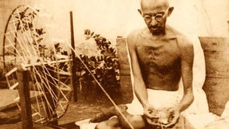 ಮಹಾತ್ಮ ಗಾಂಧಿ ಹತ್ಯೆ ಪ್ರಕರಣ: ಸುಪ್ರೀಂ ಕೋರ್ಟ್ ಗೆ ಮಾಜಿ ಎಎಸ್ಜಿ ಸರಣ್ ವರದಿ ಸಲ್ಲಿಕೆ