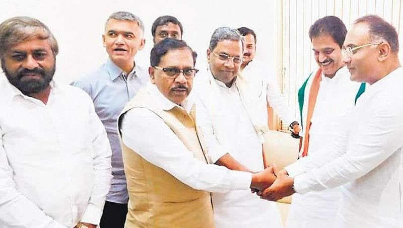 ಉಪಚುನಾವಣೆಯಲ್ಲಿ ಕಾಂಗ್ರೆಸ್-ಜೆಡಿಎಸ್ ಮೈತ್ರಿ: ಕಾಂಗ್ರೆಸ್'ನಲ್ಲಿ ಭುಗಿಲೆದ್ದ ಅಸಮಾಧಾನ