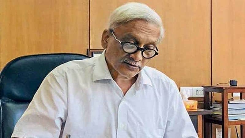 ಆಸ್ಪತ್ರೆಯಲ್ಲಿಯೇ ಸಚಿವ ಸಂಪುಟ ಸಭೆ ಕರೆದ ಗೋವಾ ಸಿಎಂ ಮನೋಹರ್ ಪರಿಕ್ಕರ್