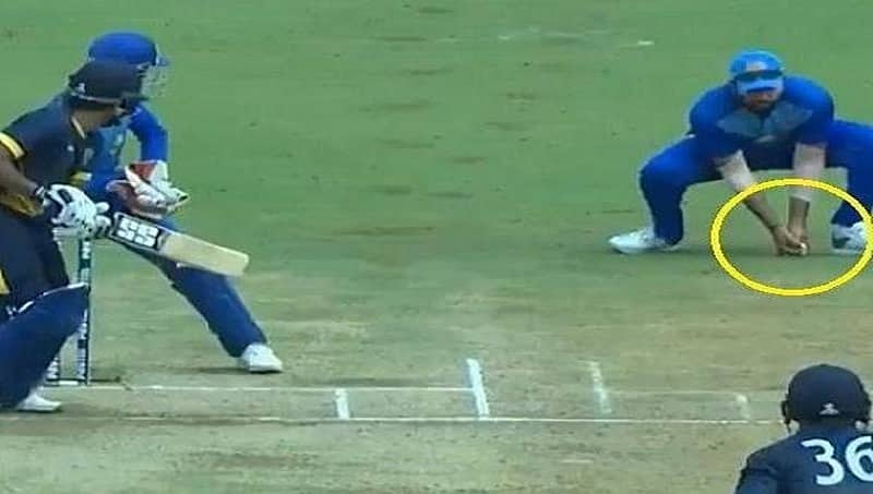 ನೆಲಕ್ಕೆ ತಾಗಿದ್ದರು ಕ್ಯಾಚ್ ಹಿಡಿದಂತೆ ಸಂಭ್ರಮಿಸಿದ ರೋಹಿತ್, ಮ್ಯಾಚ್ ಫಿಕ್ಸ್ ಆಗಿದ್ದಾರಾ ಅಂಪೈರ್ಸ್?