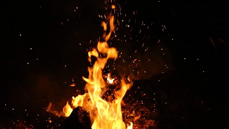 ಮಹರಾಷ್ಟ್ರ: ಪತ್ನಿಯ ಕಿರುಕುಳ ತಾಳಲಾರದ ಪತಿಯಂದಿರಿಂದ ಶೂರ್ಪನಖಿ ಪ್ರತಿಕೃತಿ ದಹನ