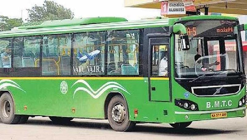 ಬಿಎಂಟಿಸಿ ಬಸ್'ನಲ್ಲಿ: ಆಪತ್ಭಾಂಧವನಂತೆ ಪ್ರಯಾಣಿಕರ ಜೀವ ರಕ್ಷಿಸಿದ ಚಾಲಕ