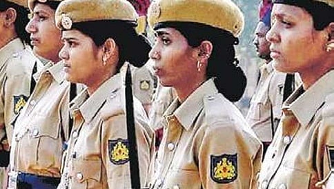 ಕರ್ನಾಟಕದ ಮಹಿಳಾ ಪೊಲೀಸ್ ಸಿಬ್ಬಂದಿಗೆ ಇನ್ನು ಮುಂದೆ ಖಾಕಿ ಪ್ಯಾಂಟ್, ಶರ್ಟ್ ಸಮವಸ್ತ್ರ ಮಾತ್ರ!