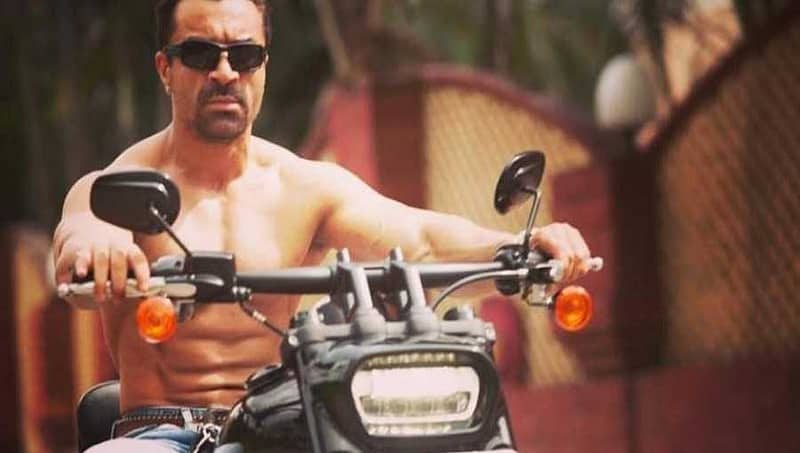 ಡ್ರಗ್ಸ್ ಪ್ರಕರಣ: ಮಾಜಿ ಬಿಗ್ ಬಾಸ್ ಸ್ಪರ್ಧಿ, ಬಾಲಿವುಡ್ ನಟ ಅಜಾಜ್ ಖಾನ್ ಬಂಧನ