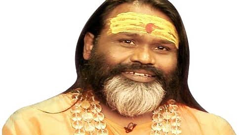 ದಾತಿ ಮಹಾರಾಜ್ ಸೇರಿದಂತೆ ನಾಲ್ವರ ವಿರುದ್ಧ ಸಿಬಿಐಯಿಂದ ಅತ್ಯಾಚಾರ ಕೇಸು ದಾಖಲು