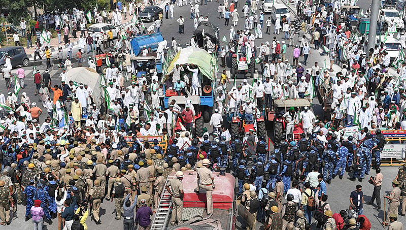 ದೆಹಲಿ ತಲುಪಿದ ಕಿಸಾನ್ ಕ್ರಾಂತಿ ಯಾತ್ರೆ ಅಂತ್ಯ; ಕೇಂದ್ರದ ವಿರುದ್ಧ ಪ್ರತಿಭಟನೆ ಮುಂದುವರಿಕೆ