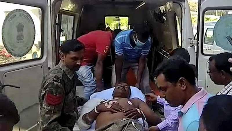ದಂತೇವಾಡ ನಕ್ಸಲ್ ದಾಳಿ: ಗಾಯಗೊಂಡಿದ್ದ ಪೊಲೀಸ್ ಹುತಾತ್ಮ, ಸಾವಿನ ಸಂಖ್ಯೆ 4ಕ್ಕೆ ಏರಿಕೆ