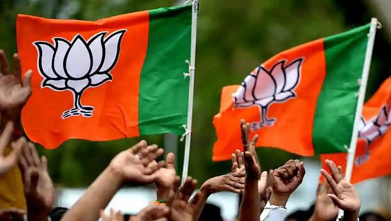 ಮೈತ್ರಿ ಸರ್ಕಾರದ ಆಡಳಿತದಲ್ಲಿ ಕಾಂಗ್ರೆಸ್ ಕೋಡಂಗಿಯಾಗಿದೆ: ಬಿಜೆಪಿ ವ್ಯಂಗ್ಯ