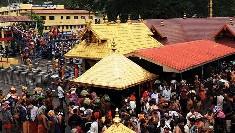 ಶಬರಿಮಲೆಗೆ ಮಹಿಳೆಯರ ಪ್ರವೇಶ: ಸುಪ್ರೀಂ ಕೋರ್ಟ್ ಗೆ ಪುನರ್ ಪರಿಶೀಲನಾ ಅರ್ಜಿ ಸಲ್ಲಿಸಿದ ಮಹಿಳೆ