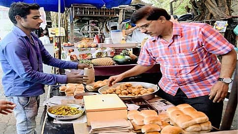 ರಸ್ತೆ ಬದಿ ವ್ಯಾಪಾರಿಗಳಿಗೆ, ಸಣ್ಣ ಉದ್ದಿಮೆದಾರರಿಗೆ 'ಬಡವರ ಬಂಧು' ಜಾರಿ