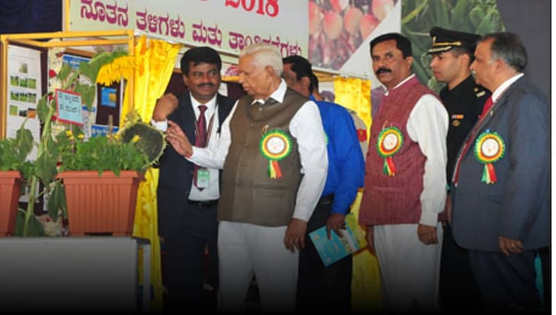 ಬೆಂಗಳೂರು: ಜಿಕೆವಿಕೆ ಆವರಣದಲ್ಲಿ ನಾಲ್ಕು ದಿನಗಳ ಕೃಷಿ ಮೇಳಕ್ಕೆ ರಾಜ್ಯಪಾಲ ವಜೂಭಾಯಿ ವಾಲಾ ಚಾಲನೆ