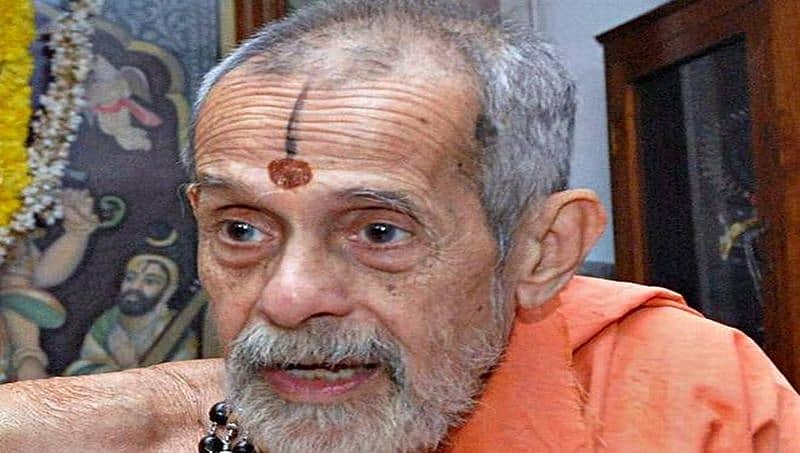 ಪೇಜಾವರ ಶ್ರೀಗಳ ಬೆಂಗಾವಲು ವಾಹನಕ್ಕೆ ಅಪಘಾತ: ದಂಪತಿ ದುರ್ಮರಣ